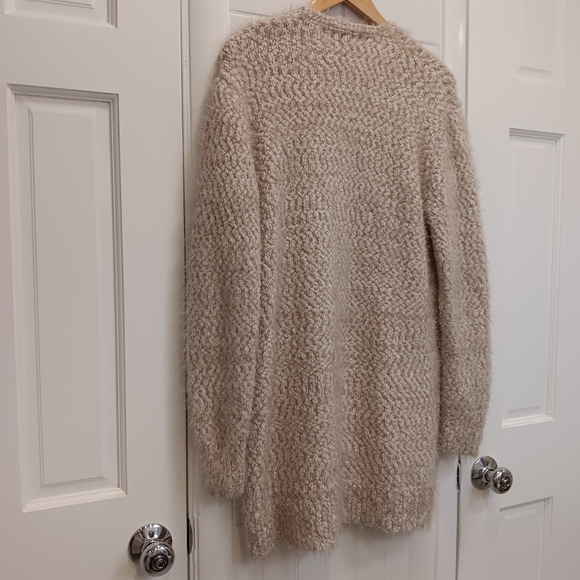 Cardigan - Picture 5 of 5